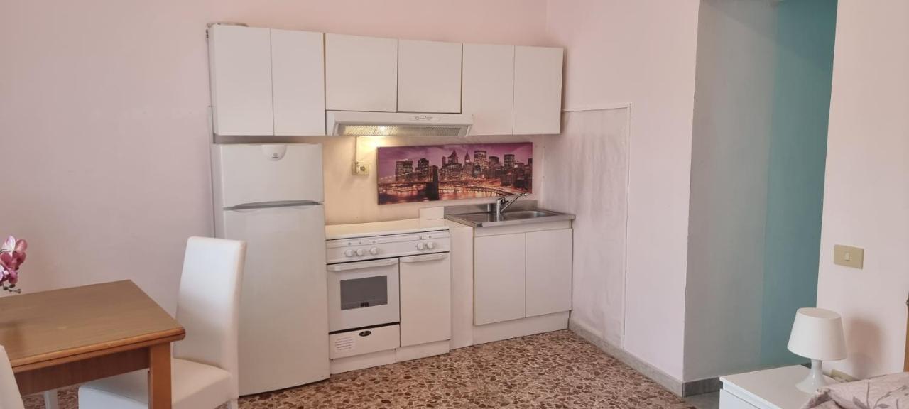 Appartamenti Su Piazza Matteotti Forio Centralissimi Exterior foto